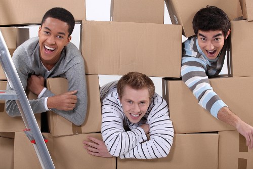 Practical moving support for flats and houses in Edgware