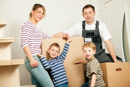 Van moving service in Edgware for local home and business transport